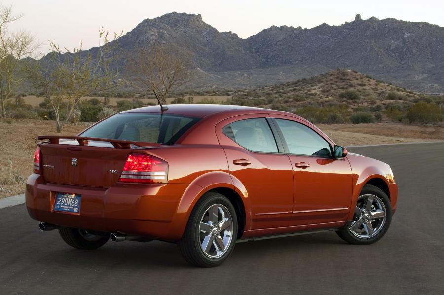  Dodge Avenger RT 2008 года  (фото 38 из 51)